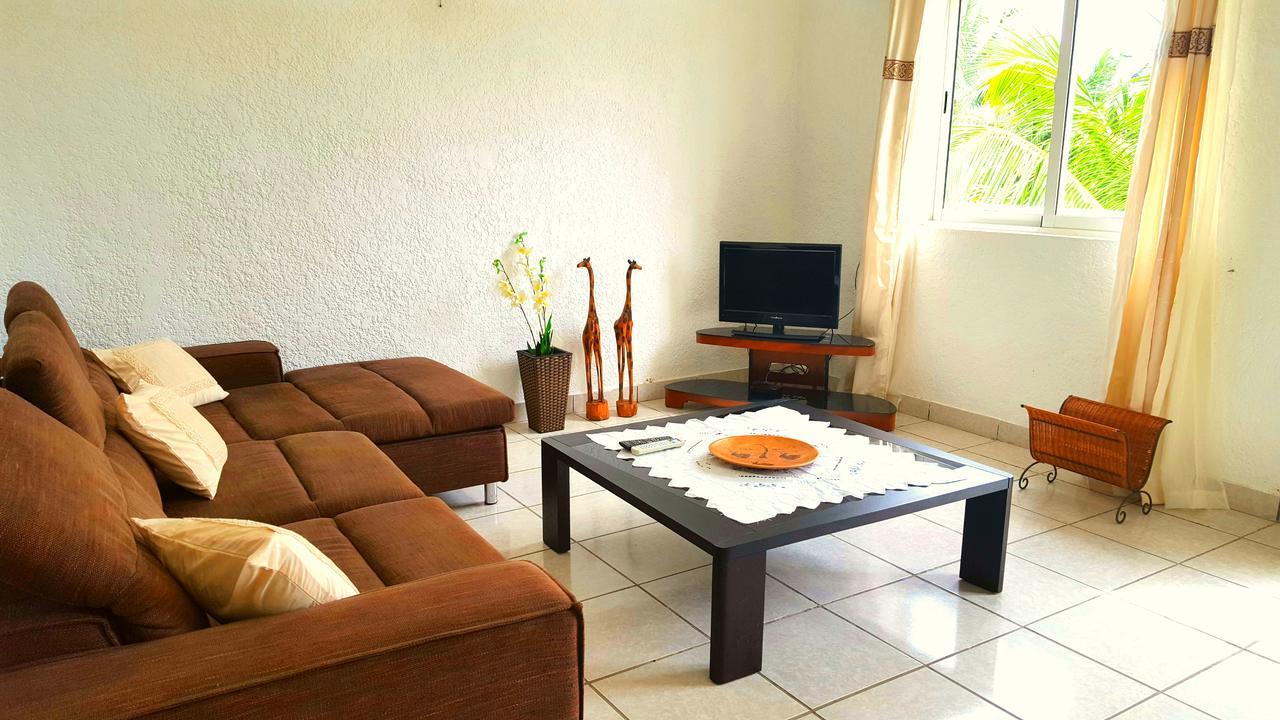 Residence Le Dattier, 2 Bedrooms Apartment, Flic-en-Flacq Exteriör bild